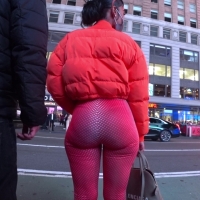 Candid Latina baddie with a sexy big dimpled ass in tight bright pink leggings (part 1) tiktokthickthot1.mp4-2025-08-28-11h47m13s880.jpg