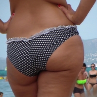 Thick milf beach booty
