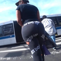 Candid ebony babe with a huge bubble in Nike leggings bootyhunter1986-candidpalace.com-80.mp4-2023-09-01-08h17m32s316.jpg