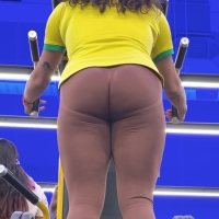 Brown leggings Latina