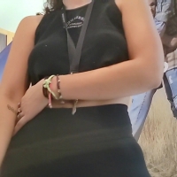 Braless PacSun employee