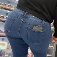 Phat ass milf