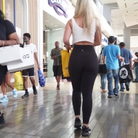 Fit blonde in Lulu's (part 2)