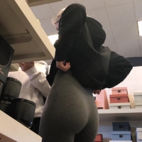 Tight leggings booty