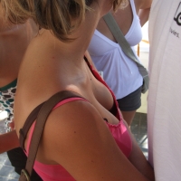 Hot candid lady with great tits showing a ton of cleavage MJ136_DSCF1013.JPG