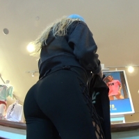 Sexy candid PINK blonde in tight leggings with a nice ass bending over unaware PINK bendover.mov-2022-09-14-15h06m11s729.jpg