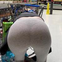 Banger in grey leggings