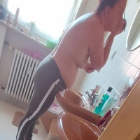 Chunky topless girlfriend candids in the bathroom kogel83 - Gf spy - 000720210716-143018.jpg