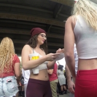 Sexy candid hipster chick with an amazing ass in maroon leggings 505-gasp-lav-leggings.mp4-2022-09-16-08h08m56s500.jpg
