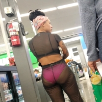 Latina cheeks out