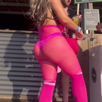 Pink PAWG raver