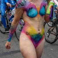 Sexy girls of Fremont Solstice Parade 2017 (part 1) 006_130.jpg