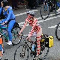 Sexy girls of Fremont Solstice Parade 2017 (part 1) 060_130.jpg