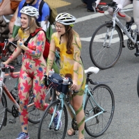 Sexy girls of Fremont Solstice Parade 2017 (part 1) 065_130.jpg