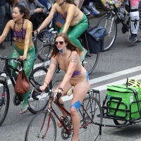 Sexy girls of Fremont Solstice Parade 2017 (part 1) 091_130.jpg