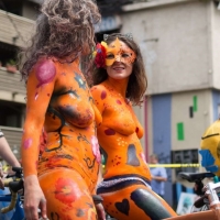Sexy girls of Fremont Solstice Parade 2017 (part 1) 120_130.jpg