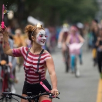 Sexy girls of Fremont Solstice Parade 2017 (part 1) 125_130.jpg