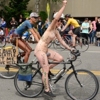 Sexy girls of Fremont Solstice Parade 2017 (part 1) 124_130.jpg