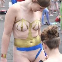 Sexy girls of Fremont Solstice Parade 2017 (part 2) 013_145.jpg