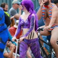 Sexy girls of Fremont Solstice Parade 2017 (part 2) 021_145.jpg