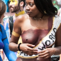 Sexy girls of Fremont Solstice Parade 2017 (part 2) 032_145.jpg