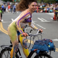 Sexy girls of Fremont Solstice Parade 2017 (part 2) 076_145.jpg