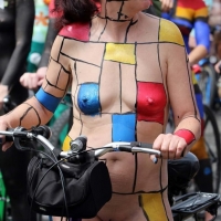 Sexy girls of Fremont Solstice Parade 2017 (part 2) 087_145.jpg