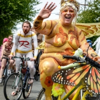 Sexy girls of Fremont Solstice Parade 2017 (part 2) 075_106.jpg