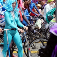 Sexy girls of Fremont Solstice Parade 2017 (part 2) 097_106.jpg