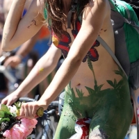 Girls of the Fremont Solstice Parade in 2018 (part 1) 040_167.jpg