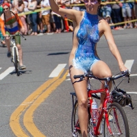 Girls of the Fremont Solstice Parade in 2018 (part 1) 085_167.jpg