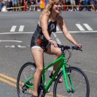 Girls of the Fremont Solstice Parade in 2018 (part 1) 128_167.jpg