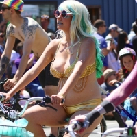Girls of the Fremont Solstice Parade in 2018 (part 2) 020_157.jpg