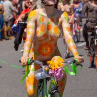 Girls of the Fremont Solstice Parade in 2018 (part 2) 086_157.jpg