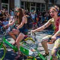 Girls of the Fremont Solstice Parade in 2018 (part 2) 108_157.jpg