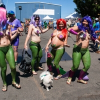 Girls of the Fremont Solstice Parade in 2018 (part 2) 124_157.jpg