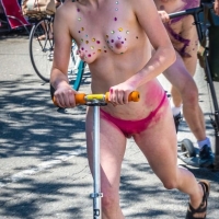 Girls of the Fremont Solstice Parade in 2018 (part 2) 141_157.jpg