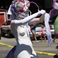 Girls of the Fremont Solstice Parade in 2018 (part 2) 150_157.jpg