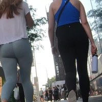 Two hot candid girls out in grey and black leggings workout leggings.mp4-2022-09-25-08h19m11s023.jpg