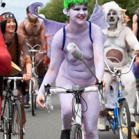 Collection of nude and body painted Fremont Solstice Parade girls (part 5) 094_149.jpg