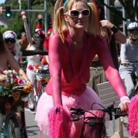 Collection of nude and body painted Fremont Solstice Parade girls (part 8) 052_142.jpg
