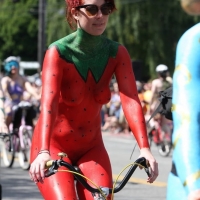 Collection of nude and body painted Fremont Solstice Parade girls (part 8) 081_142.jpg