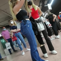 Two hot blondes in jeans