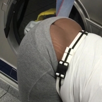Ebony ass crack