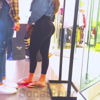 Latina bubble butt
