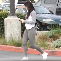 Hot candid brunette babe recorded leaving the gym in leggings with a nice ass amazingbrunette-10q-DSCN1979-stab.mp4-2022-10-06-14h10m33s781.jpg