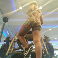 Nice gym ass in cheetah print