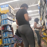Latina milf