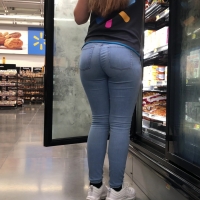 Thick Walmart employee