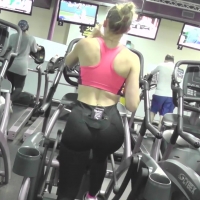Sexy blonde working her booty